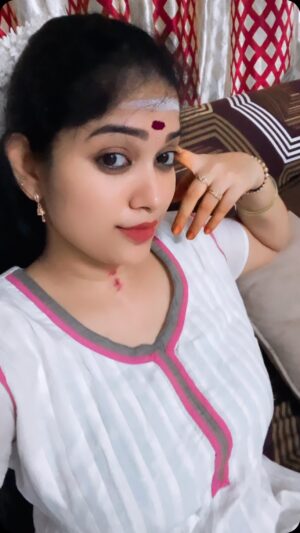 Priya Joe Instagram - 🥰😘✨🌿♥️🌿✨😘🥰
.
.
😍🫰🏻
.
.
#♥️ #200 #k #followers #instagram #thankful #happy #feelings #my #favorite #song #tamilsongs #saturday #vibes #loveit #cute #pink #baby #instadaily #true #heart #instagram #priyajoe7 #reels #always #behappy #positivevibes #staysafe😇