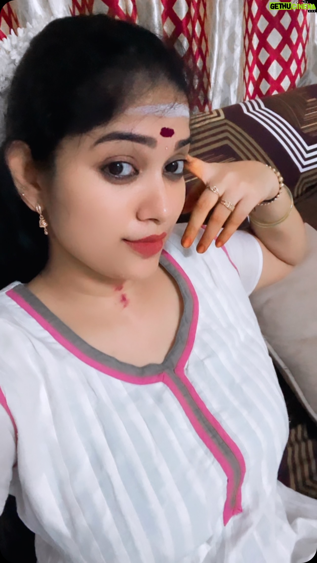 Priya Joe - 3.9K Likes - 🥰😘✨🌿♥️🌿✨😘🥰
.
.
😍🫰🏻
.
.
#♥️ #200 #k #followers #instagram #thankful #happy #feelings #my #favorite #song #tamilsongs #saturday #vibes #loveit #cute #pink #baby #instadaily #true #heart #instagram #priyajoe7 #reels #always #behappy #positivevibes #staysafe😇