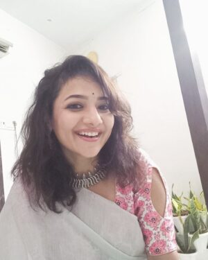 Priya Prince Instagram - There is so much power in believing that everything gonna work out well❤️
..
..
#positive #positivevibes #thinkbig #mindset #mindfulness