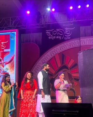 Priyanka Upendra Instagram - #kundapurakannadahabba2024 #bangalorepalace #karnataka #kundapura #kannada #festival
Photos : @dop_nandakumar