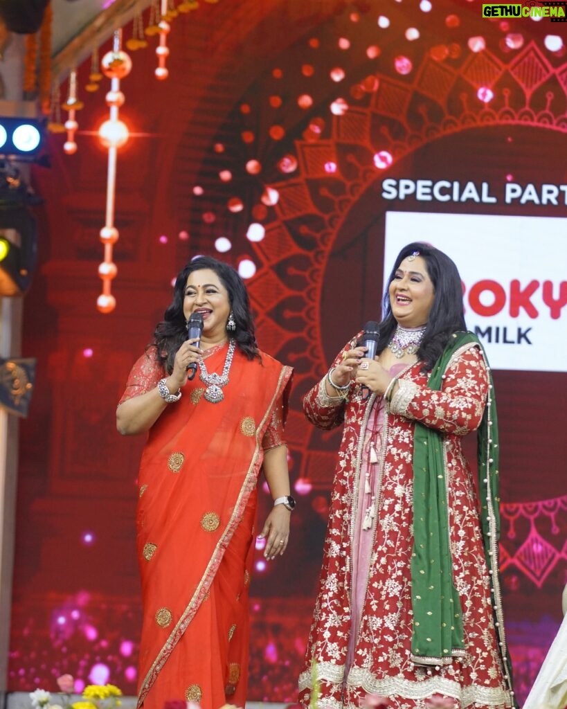 Actress Raadhika Sarathkumar HD Instagram Photos and Wallpapers ...