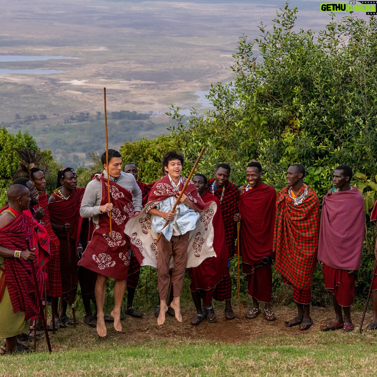 Race Wong - 5.2K Likes - THE MAASAI VILLAGE EXPERIENCE
🛖🛖🐐🐐🤎🛖🐄🐄
We had a lovely day hiking to the Maasai village, where we immersed ourselves in their unique way of life. The Maasai people, known for their vibrant culture and colorful attire, welcomed us warmly into their community.
During our visit, we had the opportunity to learn about their traditional living conditions, witnessing firsthand their close connection to nature and the land. Our boys engaged in a friendly game of football with the Maasai, experiencing the joy and camaraderie that sports can bring across cultures.
As the day progressed, we were invited to join in traditional Maasai dances, where we moved to the rhythmic beats of their vocal and embraced the spirit of their heritage. It was a truly enriching experience that allowed us to appreciate and respect the traditions of the Maasai people.
#Africa #maasai #maasaivillage #maasaidance #footballgame #rosannewong #drderekbaram #racewong