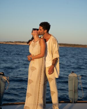 Rachel Legrain-Trapani Instagram - Sunset Time on the boat ☀️
Une journée magique sous le soleil d'Ibiza ❤️

#couple #sunset #boat #love