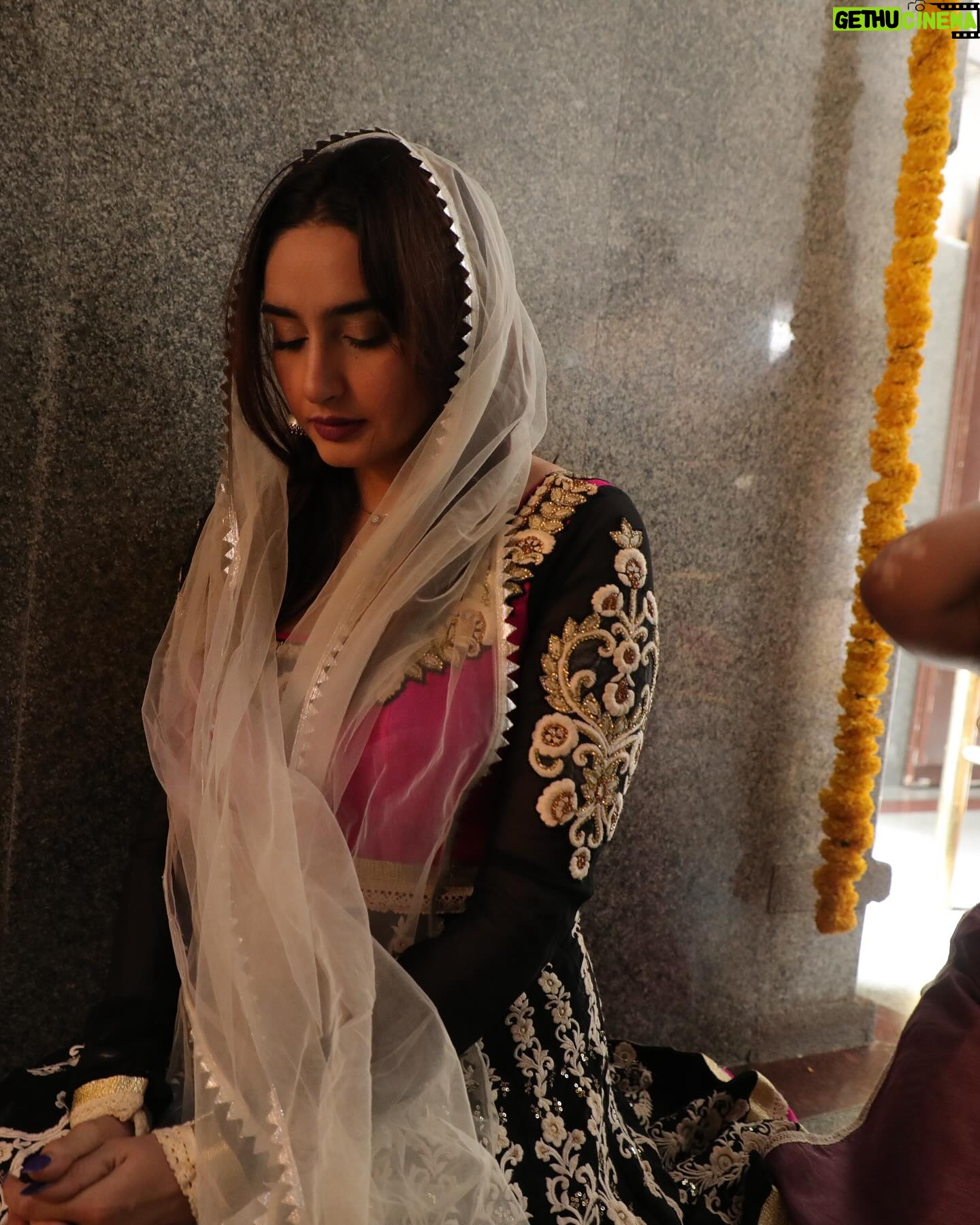 Ragini Dwivedi - 21.5K Likes - HARE KRISHNA HARE KRISHNA KRISHNA KRISHNA HARE HARE
HARE RAM HARE RAM RAM RAM HARE HARE
The power of prayer, the power of belief, the power of strength, the power of energy, the power of blessings
Believe in the power, see the change
Keep the faith it will never let u down hope u find strength and happiness in each thing u do ❣️
#janamastmispecial♥️♥️♥️ #janamashtami #krishnalove #krishnaconsciousness #krishnajanmashtami #krishnaeverything #lovenlight #positivevibes #positivethinking #powerofpositivity #poweroflove #powerofprayer