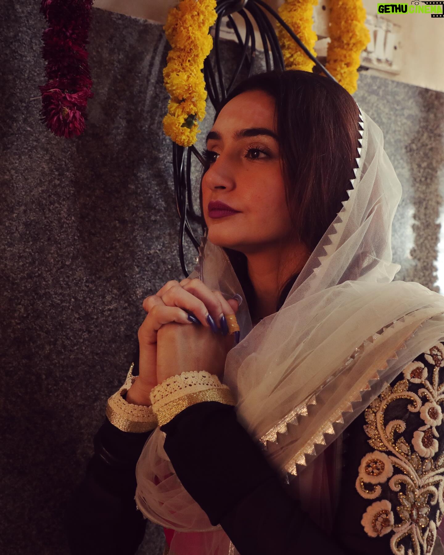 Ragini Dwivedi - 21.5K Likes - HARE KRISHNA HARE KRISHNA KRISHNA KRISHNA HARE HARE
HARE RAM HARE RAM RAM RAM HARE HARE
The power of prayer, the power of belief, the power of strength, the power of energy, the power of blessings
Believe in the power, see the change
Keep the faith it will never let u down hope u find strength and happiness in each thing u do ❣️
#janamastmispecial♥️♥️♥️ #janamashtami #krishnalove #krishnaconsciousness #krishnajanmashtami #krishnaeverything #lovenlight #positivevibes #positivethinking #powerofpositivity #poweroflove #powerofprayer