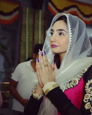 Ragini Dwivedi Instagram - HARE KRISHNA HARE KRISHNA KRISHNA KRISHNA HARE HARE 
HARE RAM HARE RAM RAM RAM HARE HARE 
The power of prayer, the power of belief, the power of strength, the power of energy, the power of blessings 
Believe in the power, see the change 
Keep the faith it will never let u down hope u find strength and happiness in each thing u do ❣️

#janamastmispecial♥️♥️♥️ #janamashtami #krishnalove #krishnaconsciousness #krishnajanmashtami #krishnaeverything #lovenlight #positivevibes #positivethinking #powerofpositivity #poweroflove #powerofprayer