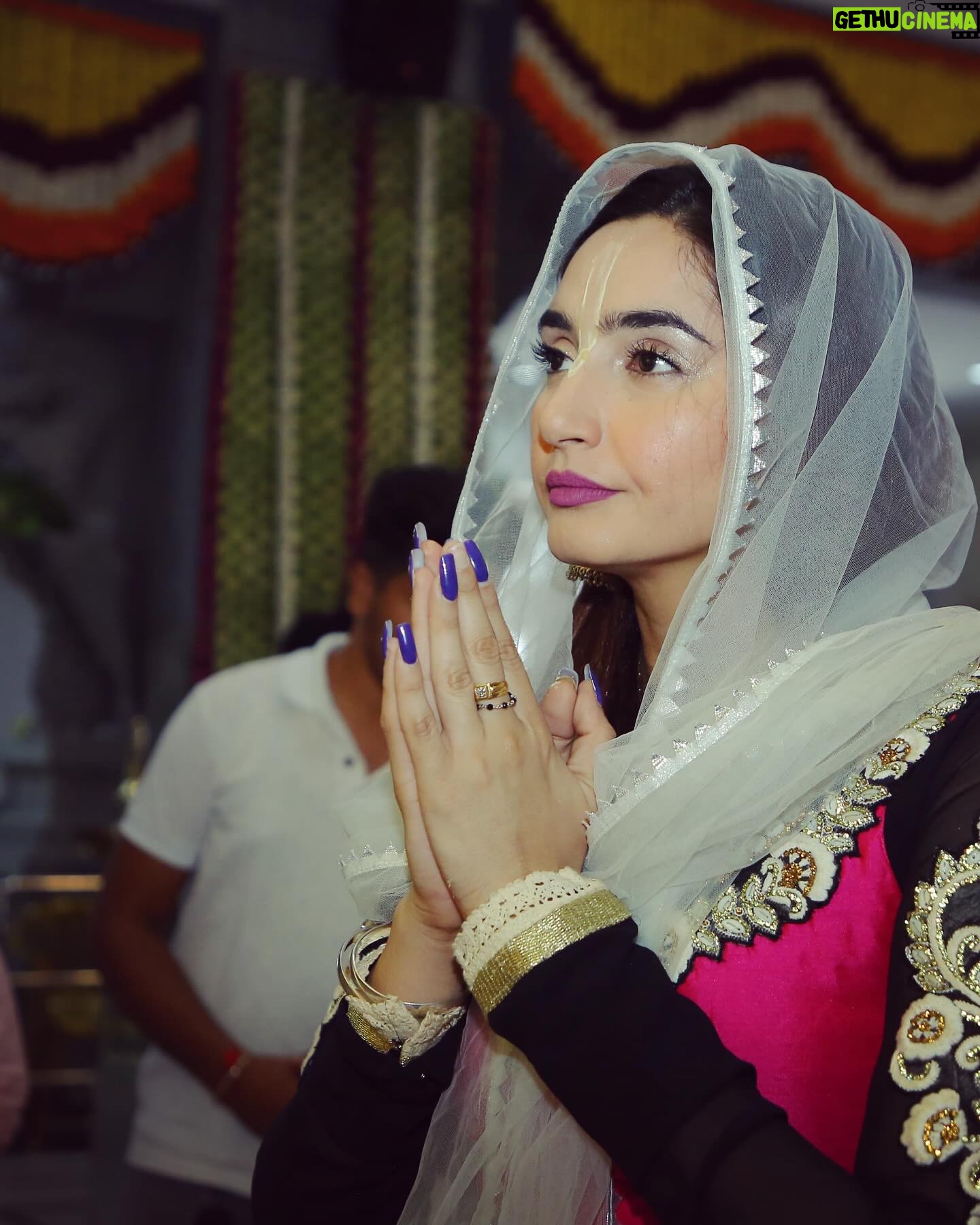 Ragini Dwivedi - 21.5K Likes - HARE KRISHNA HARE KRISHNA KRISHNA KRISHNA HARE HARE
HARE RAM HARE RAM RAM RAM HARE HARE
The power of prayer, the power of belief, the power of strength, the power of energy, the power of blessings
Believe in the power, see the change
Keep the faith it will never let u down hope u find strength and happiness in each thing u do ❣️
#janamastmispecial♥️♥️♥️ #janamashtami #krishnalove #krishnaconsciousness #krishnajanmashtami #krishnaeverything #lovenlight #positivevibes #positivethinking #powerofpositivity #poweroflove #powerofprayer