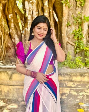 Raksha Raj Instagram - 🌸🌸
.
👗 : @shanyfashion_aasha
.
.
.
#onam #traditional #saree
