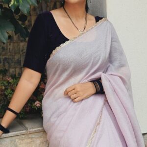 Rashmi Prabhakar Instagram - Catch hold of the trend when it's no more a trend🫣

Saree @shree_roopacollections 

#joshmeinaaja 
@joshapp.kannada