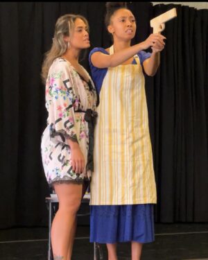 Ravyn Rochelle Instagram - What an eye opening first year at the @columbiamfaacting program 🦁👑 let me tell you!!! This is not easy, putting all my other ambitions basically on the back burner, having to lock in, 12  hour days 5x a week! Having to face things personally I’ve avoided for years. They say bet on yourself well.. that’s exactly what’s happening!! 😈✨

A quick thank you to my class and faculty for having the most patience with me during this long enduring self-discovery. seeing me lose my shit, cry my eyes out and more.. thank you for holding space & taking care of me 🩵