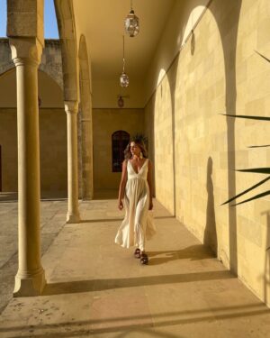 Reem Khoury Instagram - @miraminpalace 🤍 
And meet خانم 🐩