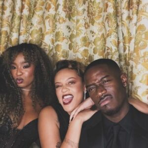 Reign Edwards Instagram - 🖤🖤🖤