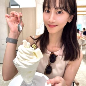 Rena Matsui Instagram - 🐮🩷