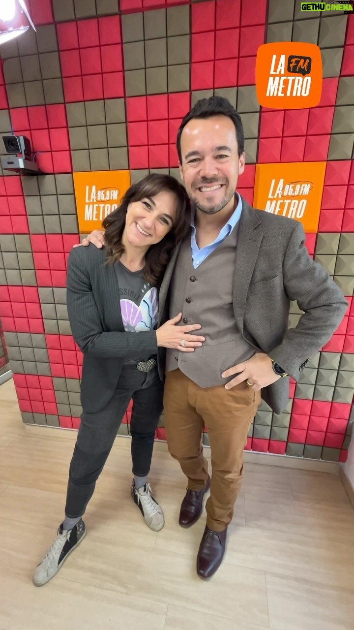 Renata Bravo - 1.1K Likes - 🤩 ¡Tenemos nueva dupla para el programa #DesayunoDeCampeones 🍳🍏!
👏🏻 Desde este lunes, Eduardo de la Iglesia junto a Renata Bravo animan el matinal con mucha entretención, actualidad, tendencias e historias de la vida real 😁
💪🏻 ¡A comenzar todos los días con el pie derecho!
Desayuno De Campeones es presentado por @mastergchile, @coolbetchile, @superzoo.cl, @lapreferidacl, @novovision.cl y @lebengrupoinmobiliario 💪🏻 Escúchanos de lunes a viernes de 08:00 a 10:00 horas en la 95.9FM en Santiago 📻, lametrofm.cl, en el canal 184 de Zapping 📡 y en nuestro canal de Youtube: La Metro TV 📺
#LaMetro #MeVoyALaMetro