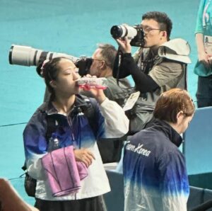 Rho Hee-young Instagram - #parisolympics2024 
12년 16년만에 #올림픽탁구동메달… 것도 
#탁구혼합복식 신유빈 @shin_yubin_ 
#임종훈 @lim_jonghoon0121 
여자단체전 동메달 2개 👍👍👍👍👏👏👏👏👏❤️❤️❤️🇫🇷🇫🇷🇫🇷🇫🇷
#신유빈 #전지희 #이은혜 
그멋진 영광의 순간도 중국팀에 아쉽게 승리를 내어주는 순간도 같이한 우리 #대한민국탁구국가대표 선수들 또 탁구영웅선배님들  #유승민ioc위원님 @seungminryu_oly 김택수단장님 @kimtaeksoo0509 #오광헌감독님 #주세혁감독님 
너무들 가족같고 서로아끼는 #대한민국탁구협회식구들 저희 #식음연구소 #maox삼거리푸줏간 회식 감사했습니다👍👍👍❤️❤️❤️❤️❤️👍👍👍🙏🙏🙏👏👏👏👏👏👏😭다음 #laolympics2028 기대하고 더더더  응원하겠습니다..!!!!
#MAOX삼거리푸줏간PARIS @mao.corp