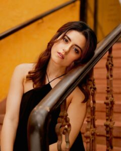 Actress Riddhi Dogra HD Photos and Wallpapers December 2024