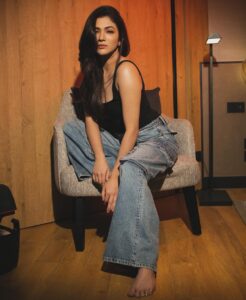 Actress Ridhima Pandit HD Instagram Photos and Wallpapers August 2024