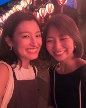 Riria Kojima Instagram - 🏮🌙

良き夜でした。

初日からやさしい交流に
巡り逢えて

私たちはいつもよりさらに
にこにこ祭りでした。

#猿田彦神社
#佐瑠女神社 
#宵祭
#礼祭

２日共に参列させていただけて
とても嬉しかったです。

帰ってきてからは
カメラフォルダを見返して
にやにやしてしまう、、、

愉快な動画もお裾分け。
ぱわー❤️‍🔥

#伊勢
#りりあい

@ai_moritaka_official 🤝🏻
愛ちゃありがとうね。