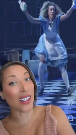 Robin Thede Instagram - Let me know if it’s me, it might be me 😂😂😭