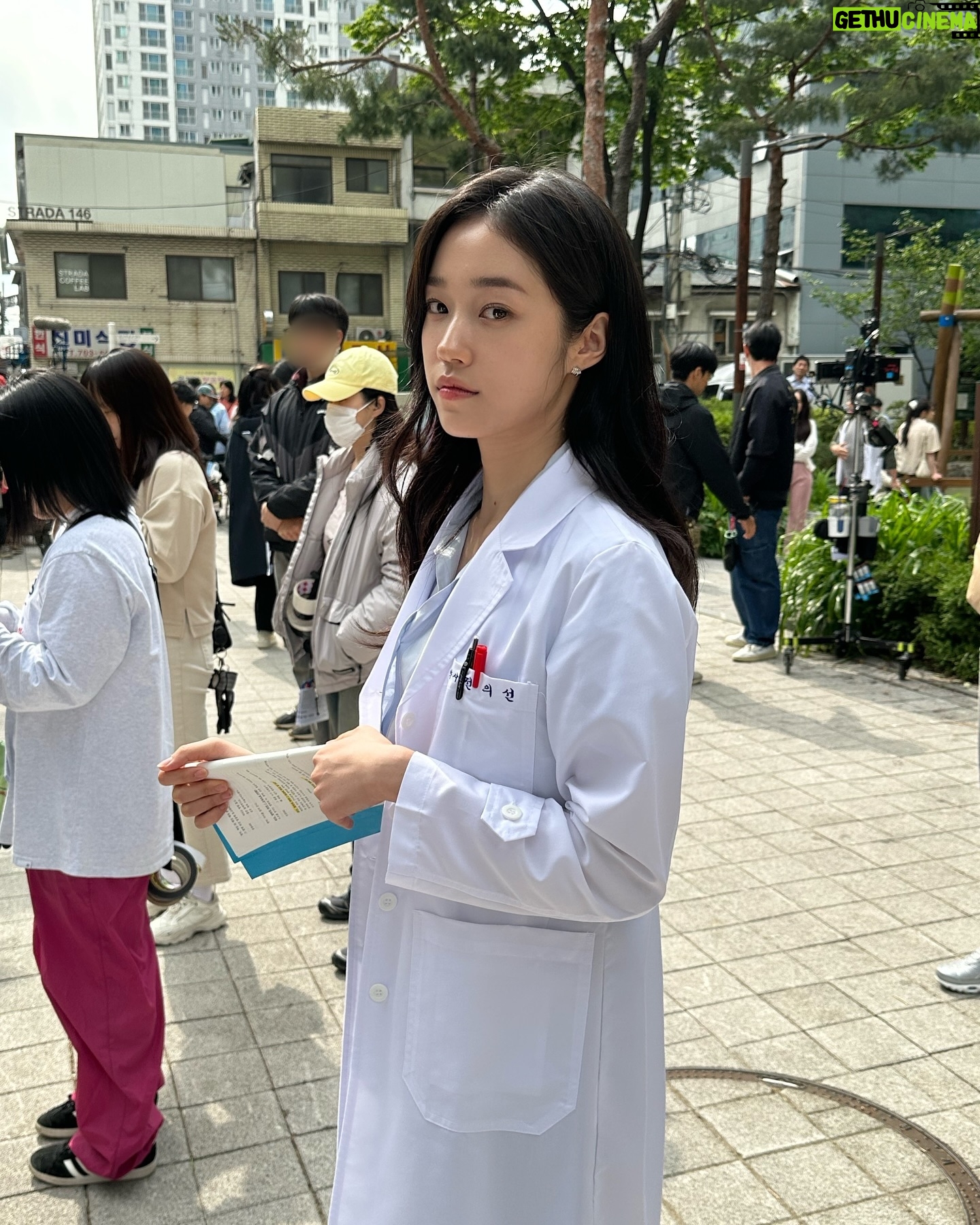 Roh Yoon-seo - 513.3K Likes - 행복하고, 재밌고, 영광이었던
🌲아무도 없는 숲속에서 🌲
전의선🫶🍅👩⚕️
#Thefrog