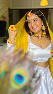Actress Roopal Tyagi HD Photos and Wallpapers December 2024