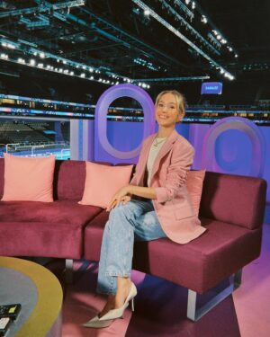 Rose Ayling-Ellis Instagram - Paralympics 2024 in Paris have come to an end. It has been brilliant, and I loved co-presenting with Batman 🦇 @clarebalding. What she does behind the scenes is insane, and as a nation, we are so lucky to have her on our screens. 
@elliesimmonds is such a sweetheart. Her knowledge is so impressive, and she always shares it with such elegance. 
I always felt comfortable and safe sitting alongside them, which is so important because I definitely did something that was out of my comfort zone. 
I couldn’t have done this without my interpreter team - Rebecca, Tobi, and Kirsty “my earpieces lady”. I couldn’t do my job if they didn’t do what they did. 
Thank you to @channel4 @wearewhispertv @angustvman for providing the tools to show that deaf people can do live TV. I hope this is not the end, and we will continue seeing more deaf people breaking the barriers of what is possible. Inclusivity is everyday life, not once every four years. That is what the Paralympics have always stood for. 
Now I’m going to wrap myself in a duvet, watch movies,  sleep and eat crisps. I’m dead now 😂