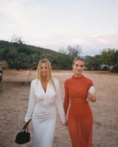 Actress Rosie Huntington-Whiteley HD Instagram Photos and Wallpapers September 2024