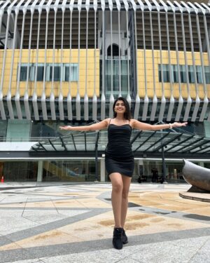 Ruchira Jadhav Instagram - Discovering Malaysia’s charm 🇲🇾 One chic look at a time!

#RuchiraJadhav ✨
#lookbook #stylingdiaries 
#InternationalTravelShow 
#Travel #love #travelshow #Bollylands

Which outfit did you like the most !