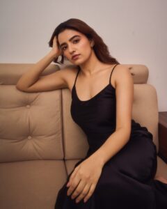 Actress Rukshar Dhillon HD Photos and Wallpapers December 2024