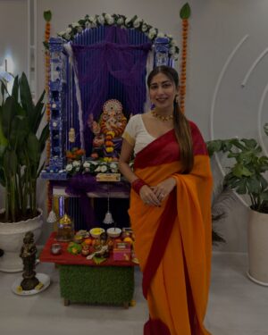 Ruma Sharma Instagram - अगले बरस जल्दी आना ही होगा बप्पा ❤️ 
.
Kyunki hum sabko aapka intezar raheyga thankyou each one of you for such beautiful memories of #ganeshutsav 🙏🏻🙏🏻
.
.
#ganpatibappamorya #ganpatibappa #ganpatifestival #rumasharma #indianfestival