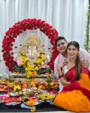 Ruma Sharma Instagram - अगले बरस जल्दी आना ही होगा बप्पा ❤️ 
.
Kyunki hum sabko aapka intezar raheyga thankyou each one of you for such beautiful memories of #ganeshutsav 🙏🏻🙏🏻
.
.
#ganpatibappamorya #ganpatibappa #ganpatifestival #rumasharma #indianfestival