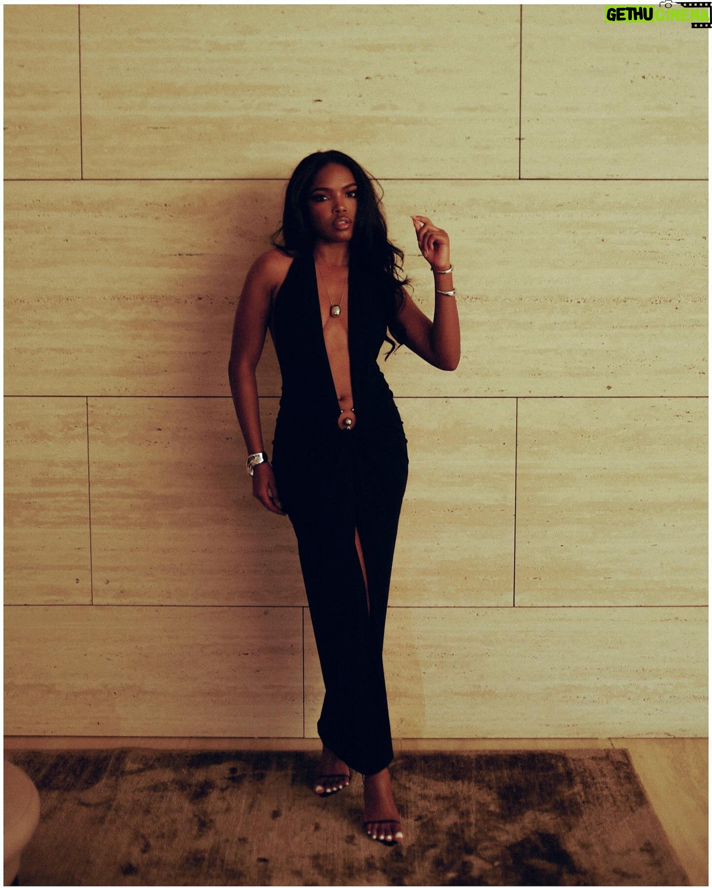 Ryan Destiny - 244.8K Likes -