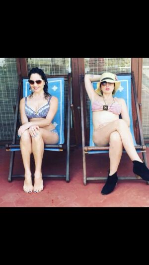 Sadie Frost Instagram - Happy birthday @francesruffelle for yesterday 😂- to all our adventures, dreams, memories, future escapades..
Love you ❤️ ( even though I hardly see you any more!😂)