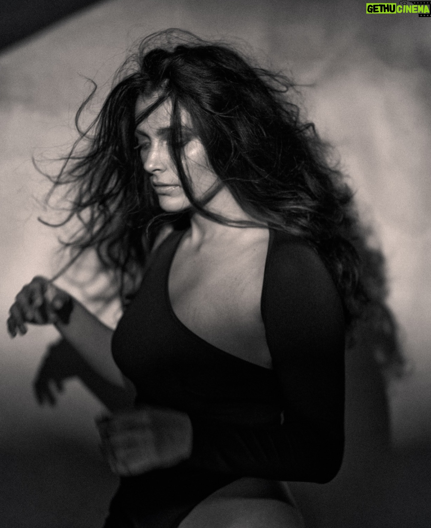 Saiyami Kher - 26.6K Likes - Every shadow has its own story ♠️
