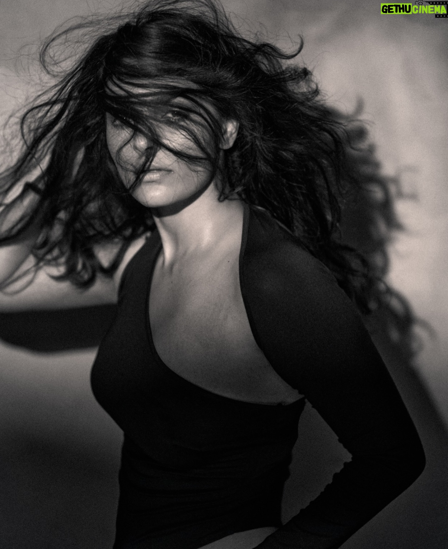 Saiyami Kher - 26.6K Likes - Every shadow has its own story ♠️
