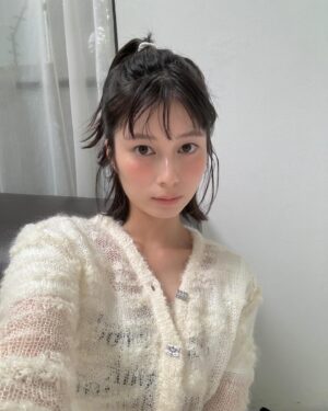 Sakurako Okubo Instagram - bis秋号本日発売です🧴🍼🐏