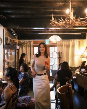 Samantha Ko Instagram - 🥂
一個慵懶、陽光燦爛的午後
見見舊朋友 @kai_yi_justin 
他的廚藝叫我驚嘆了一下
真的超好吃😘😘😘
出發去機場前
在這間充滿復古氣息的cafe裡
留下溫暖又美好的回憶
期待你來香港找我啦🥰

#sammko