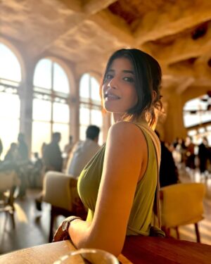 Samridhi Shukla Instagram - Oh my heart is full 💛🐣☀️✨