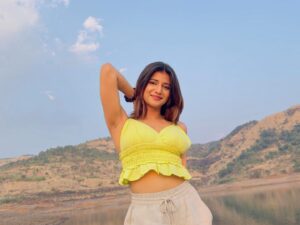 Samridhi Shukla Instagram - Jo bhi ho so ho 🌸