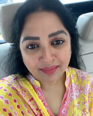 Sana Instagram - “Radiating positivity and embracing every moment! #VibrantDays #JoyInTheLittleThings”

#WeekendVibes #GlowUp #PositiveEnergy #InstaGood #SelfLove #SummerStyle #FreshLook #BeYourself #YellowMood #ConfidenceIsKey