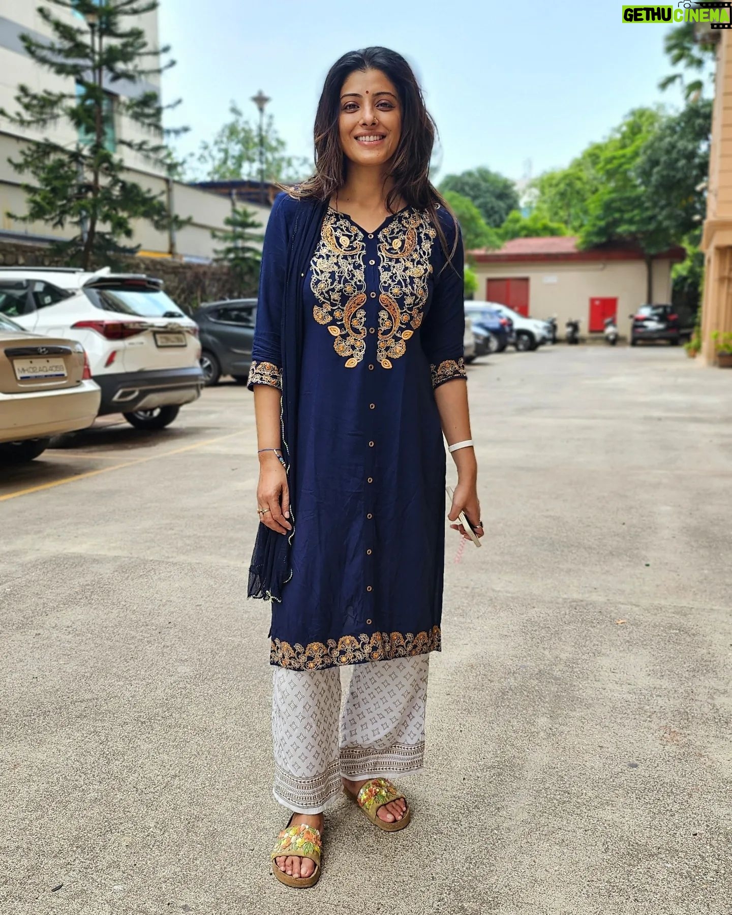 Sanchita Banerjee - 10.4K Likes - Good Morning🌞
#morning #vibes #cute #positivity #love #blessed #instagood #instadaily #sanchitabanerjee #ruhaansaapru #mumbai #ootd #picoftheday #smile