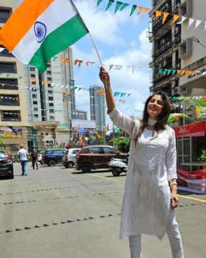 Sanchita Banerjee Instagram - My INDIA 🇮🇳 My PRIDE 🫡

Wishing My Great Indian Family A  Very Happy INDEPENDENCE DAY ❤️🥰❤️

#india #pride #love #proud #happy #jaihind #mumbai #sanchitabanerjee #ruhaansaapru #instagood #instadaily #ootd #picoftheday #indian #country #blessed