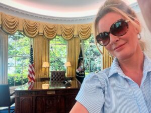 Sandra Lee Instagram - “BIG NEWS!! I HAVE BEEN APPOINTED the newest member of the White House Historical Association’s Board Council (started by Jacqueline Kennedy)! IT WAS SO FUN TO BE AT The White House for the grand opening dinner of “The People’s House: A White House Experience,” which is a cutting-edge educational interactive experience - it’s like being at the White House and some ways better because you experience recreated moments in history. The incredible 3D and Digital mini-museum type experience brings to life the stories of the Executive Mansion, the people who lived in it and the people who have dedicated their careers to it. You can even see all the holiday magic recreated and some of the most meaningful meeting throughout history. Of course, I was also most enchanted by the fabrics, furniture (mostly French Empire) and flowers (The Scottish Rose Carved nearly everywhere and on everything)-DIVINE. Antique Roses adorned the tables of the lavish seated dinner hosted by President Joe Biden and Dr. Jill Biden and was attended by esteemed members of the White House Historical Society as well as Martin Sheen (the experiences orator and most wonderfully sweet man), President LBJs daughter Luci Johnson (what a necklace she wore), President Fords daughter Susan Ford Bales (who shared moments from her childhood on our private tour together as “SHE GREW UP THERE”!-the stories, the parties, the hidden wall that remains in the White House from the fire in 1814, Wow). What a moment. What an honor. So Special Most Grateful, 
Sending Love to you always, 
Sandra Lee -AKA Aunt Sandy