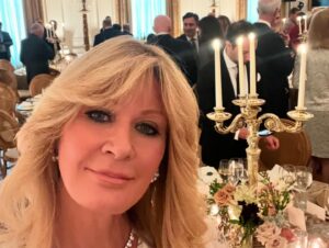 Sandra Lee Instagram - “BIG NEWS!! I HAVE BEEN APPOINTED the newest member of the White House Historical Association’s Board Council (started by Jacqueline Kennedy)! IT WAS SO FUN TO BE AT The White House for the grand opening dinner of “The People’s House: A White House Experience,” which is a cutting-edge educational interactive experience - it’s like being at the White House and some ways better because you experience recreated moments in history. The incredible 3D and Digital mini-museum type experience brings to life the stories of the Executive Mansion, the people who lived in it and the people who have dedicated their careers to it. You can even see all the holiday magic recreated and some of the most meaningful meeting throughout history. Of course, I was also most enchanted by the fabrics, furniture (mostly French Empire) and flowers (The Scottish Rose Carved nearly everywhere and on everything)-DIVINE. Antique Roses adorned the tables of the lavish seated dinner hosted by President Joe Biden and Dr. Jill Biden and was attended by esteemed members of the White House Historical Society as well as Martin Sheen (the experiences orator and most wonderfully sweet man), President LBJs daughter Luci Johnson (what a necklace she wore), President Fords daughter Susan Ford Bales (who shared moments from her childhood on our private tour together as “SHE GREW UP THERE”!-the stories, the parties, the hidden wall that remains in the White House from the fire in 1814, Wow). What a moment. What an honor. So Special Most Grateful, 
Sending Love to you always, 
Sandra Lee -AKA Aunt Sandy
