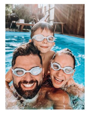 Sandra Nováková Instagram - We are family❤️ 

#family #familytime #familylife #familyphotography #familylove