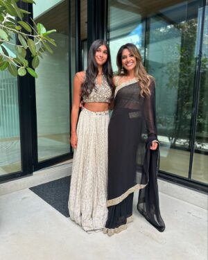Sangita Patel Instagram - Wedding season 🥰

The wedding ceremony was so beautiful, I think it’s the first Indian outdoor wedding I’ve attended and the weather was perfect. 
The other kid had a conflict in her schedule, her friend’s birthday party so Shyla got quality time with us 😂

I was looking for an elegant black saree and @thesareeroom delivered! It was light, easy to wrap and the earrings finished the look. I’ll post more on the Saree soon. 

Awe, my baby girl is growing up too quickly for me ❤️

#WeddingSeason #Saree #Familytime