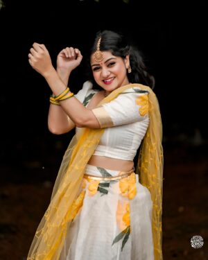 Saniya Babu Instagram - Photography : @weddingstoriesphotography 

Powered by : @mr_k.eventmanagement 

Coordinator : @vishnu_thilakan_ 

Mua : @magic_beauty_makeover_hub 

Costume : @rui__avenue 

Credits : @actressinsta

#OnamVibes#Onam2024#saniyababu#saniya#TraditionalOnam#OnamCelebration#OnamFestivities#KeralaTradition#OnamLook#EthnicElegance#FestiveAttire#OnamSpirit#MalayaliManka#KeralaCulture