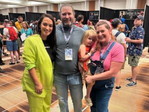 Sara Tomko Instagram - We had the SWEETEST Day Two at @dragoncon #dragoncon #dragoncon2024 Lotta tears today, fans shared the most heart warming stories with me that I will never forget, I got to geek out myself over meeting a few folx I admire & we had a panel just for the ladies of Patience that made my soul sing.  Thank you for being truly one of the best cons ever.  If you’re in Atlanta and haven’t popped over to say hi yet, plz stop by! Sunday will be my last day here (for now!)💚🐉💛
•••
Pic #1 Meeting @jonathansfrakes and adoring him as he admitted he and his wife adored us 🥹 #swoon 
Pic #2 Me and my best friend @meredithgarretson just waiting for the show to start aka watching ALL the incredible costumes that walk by
Pic #3 It should say Caution: Neon Suit
Pic #4 My sweet fam friends paying me a visit! Love you Gabbards @neenerkiwi 
Pic #5 Awkward family photo day two
Pic #6 The most beautiful women making each other laugh @alicewetterlund @meredithgarretson 
Pic #7 Selfie with our Ladies of Patience Panel Audience
Pic #8 SUPERSTAR AUDIENCE UP CLOSE
Pic #9 After Dinner hugs @alantudyk @alicewetterlund @meredithgarretson