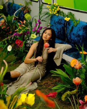 Sarah Geronimo Instagram - Everything is gonna be alright 🌼 #TreadingWaterMV