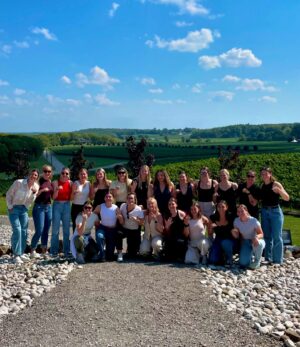 Sarah Nurse Instagram - this team’s something special ❤️💍 @hockeycanada